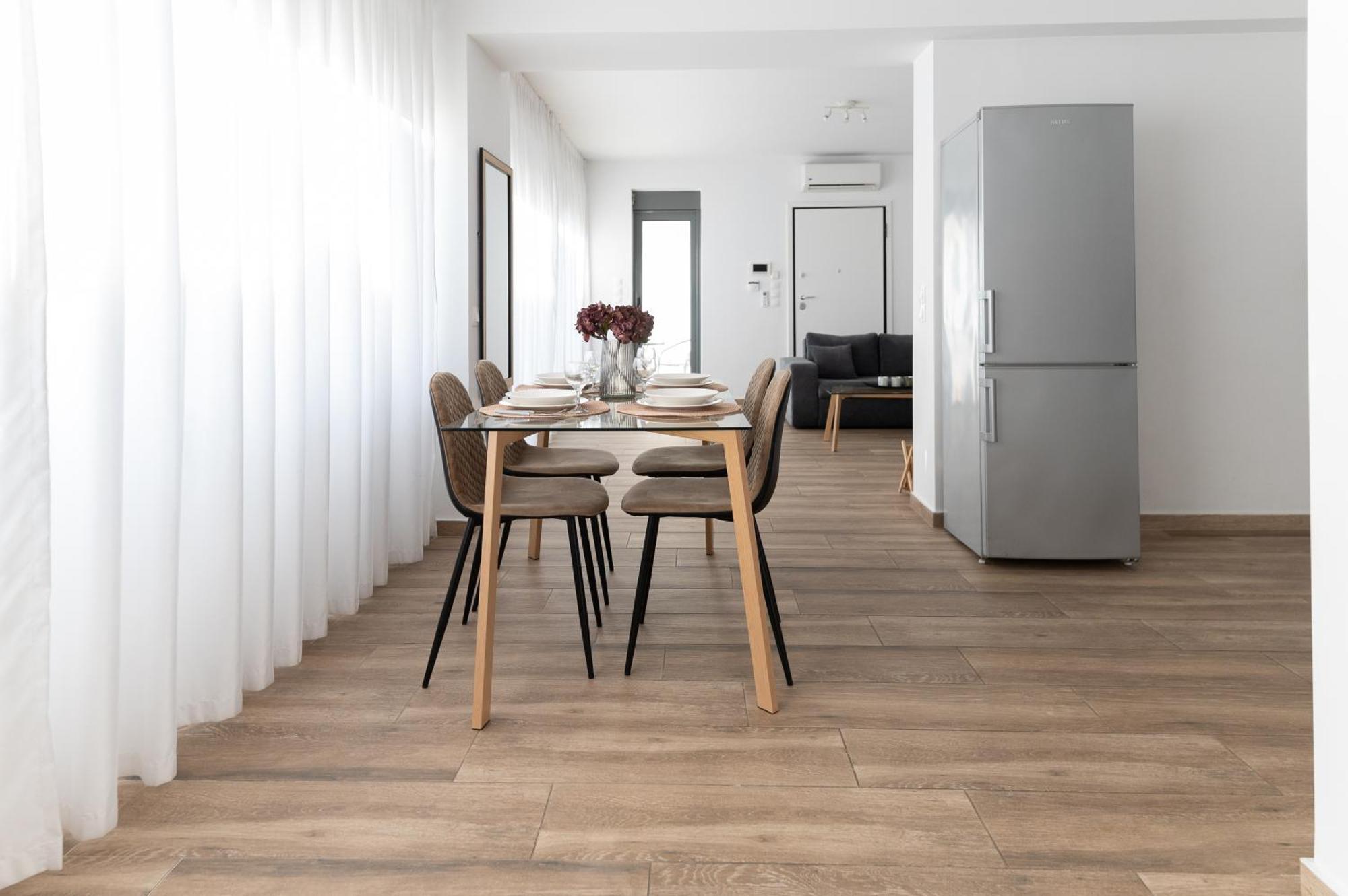 Stylish Spacious Apartment In Palaio Faliro Αθήνα Εξωτερικό φωτογραφία