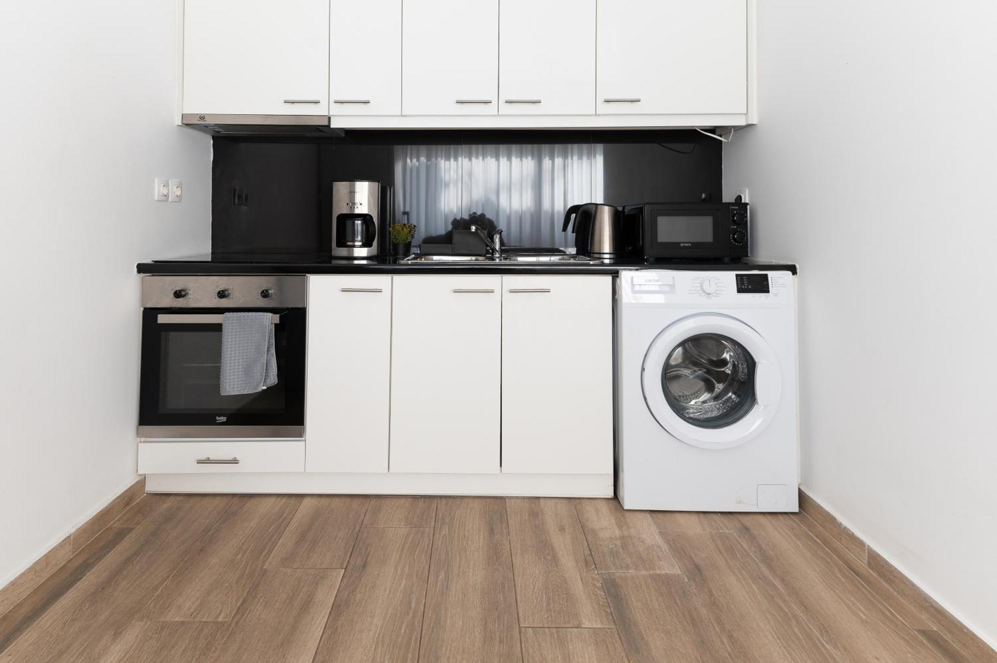 Stylish Spacious Apartment In Palaio Faliro Αθήνα Εξωτερικό φωτογραφία